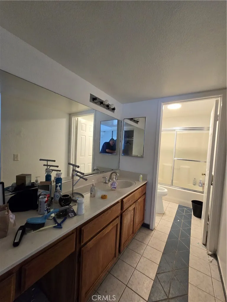 13966 Fox Street, San Fernando, CA 91340 - Photo 3 of 46, San Fernando, CA