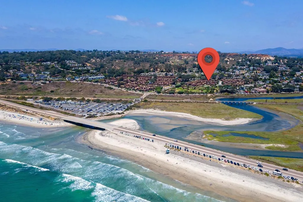 MLS: PTP2505559 Condo For Sale