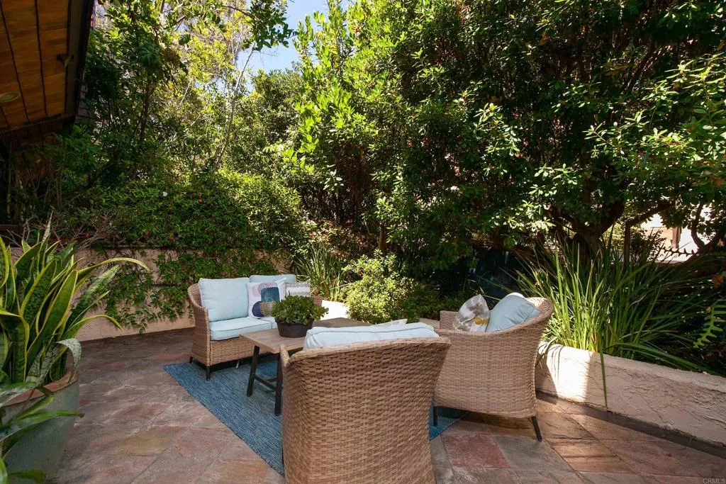 Photo #18: PTP2505559 Listing: Photo #18