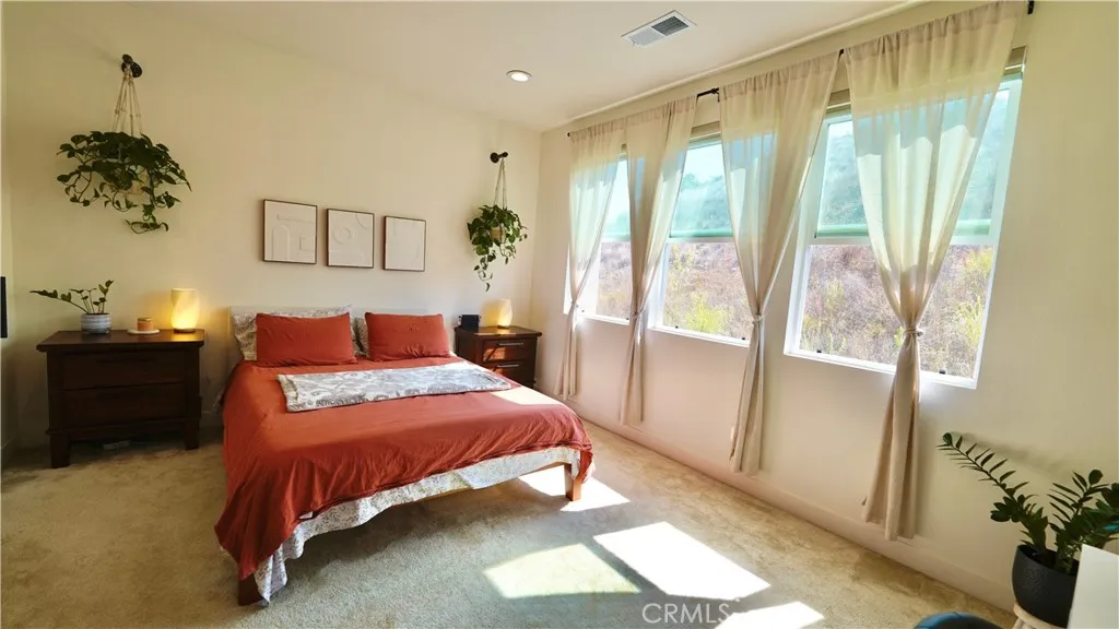 Photo #14: OC25162613 Listing: Photo #14