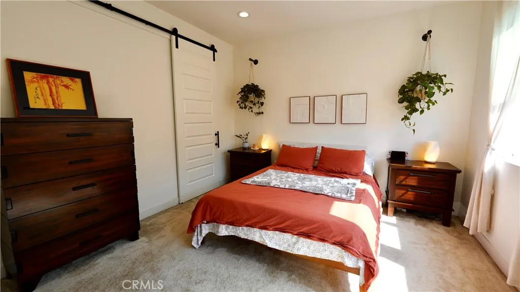 Photo #13: OC25162613 Listing: Photo #13