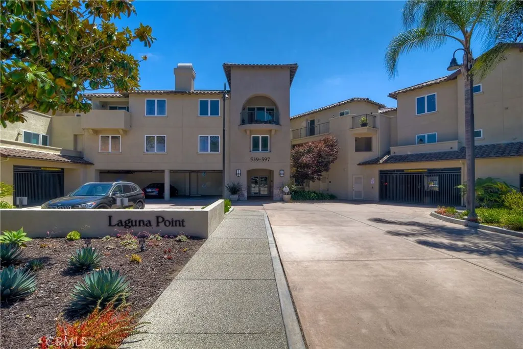 MLS: OC25164374 Condo For Sale