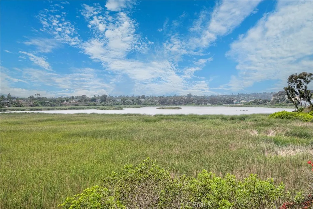 https://cdn.realtyfeed.com/cdn/127/306499659/f8dae731a63009bd6e1c41d3c3718f69.webp