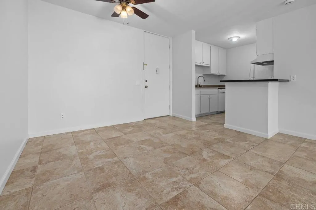 https://cdn.realtyfeed.com/cdn/127/306499687/ec61b677e08560466e06a27cb6a1689f.webp