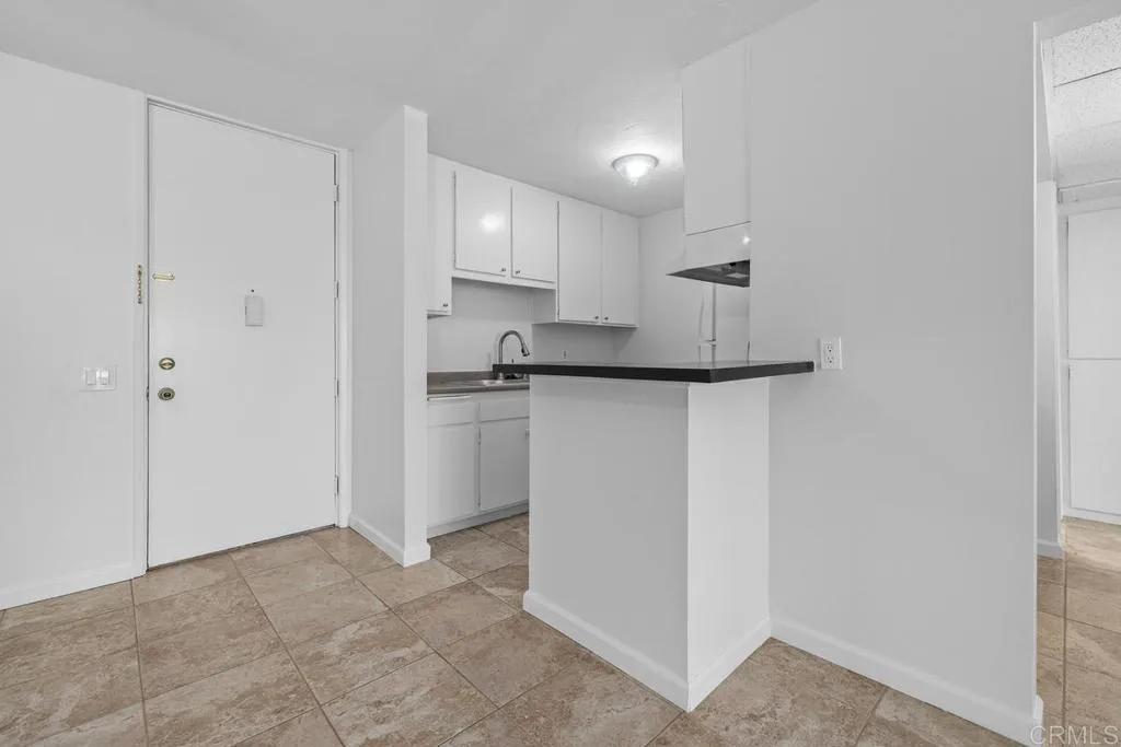 https://cdn.realtyfeed.com/cdn/127/306499687/f43e5ae3ccb6b934b48e7e522fdbde60.webp