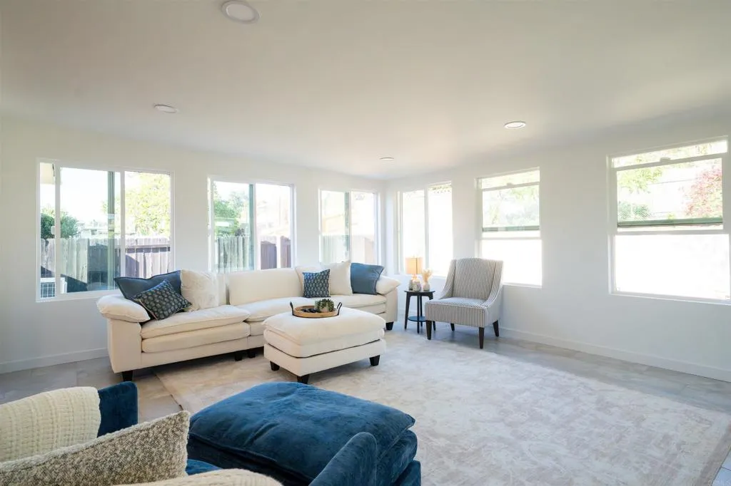 https://cdn.realtyfeed.com/cdn/127/306499751/b884e8e6223722ffa3d3bc768bf1b2e8.webp