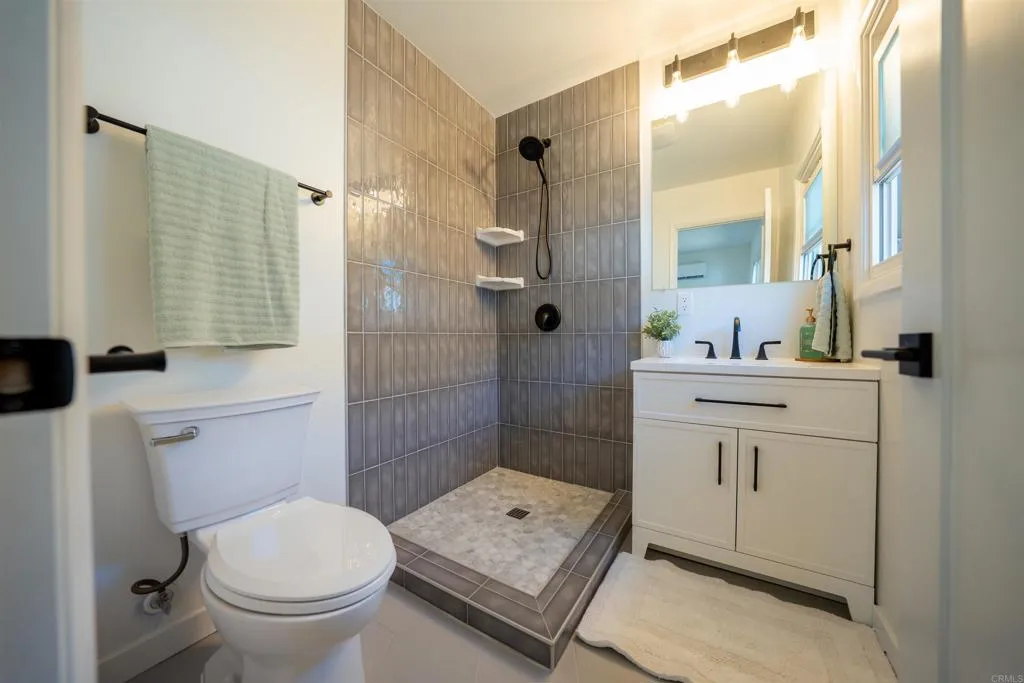 https://cdn.realtyfeed.com/cdn/127/306499751/d1f2ef04c1edb4fe5acb52c567de9fce.webp