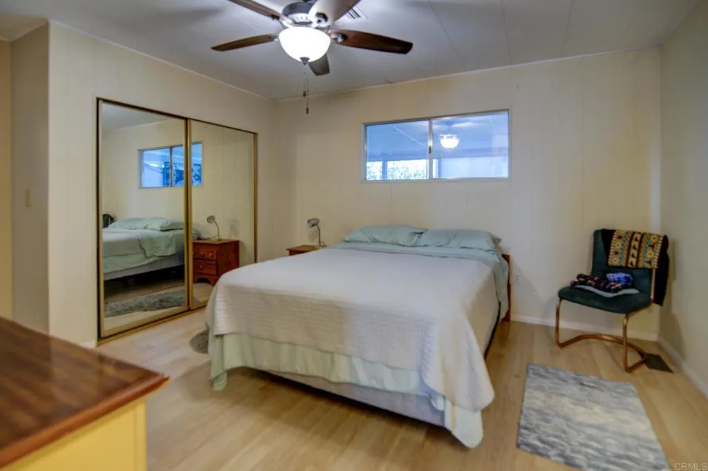 https://cdn.realtyfeed.com/cdn/127/306499758/93db3f2ff146c2098e9ddde0804bb901.webp