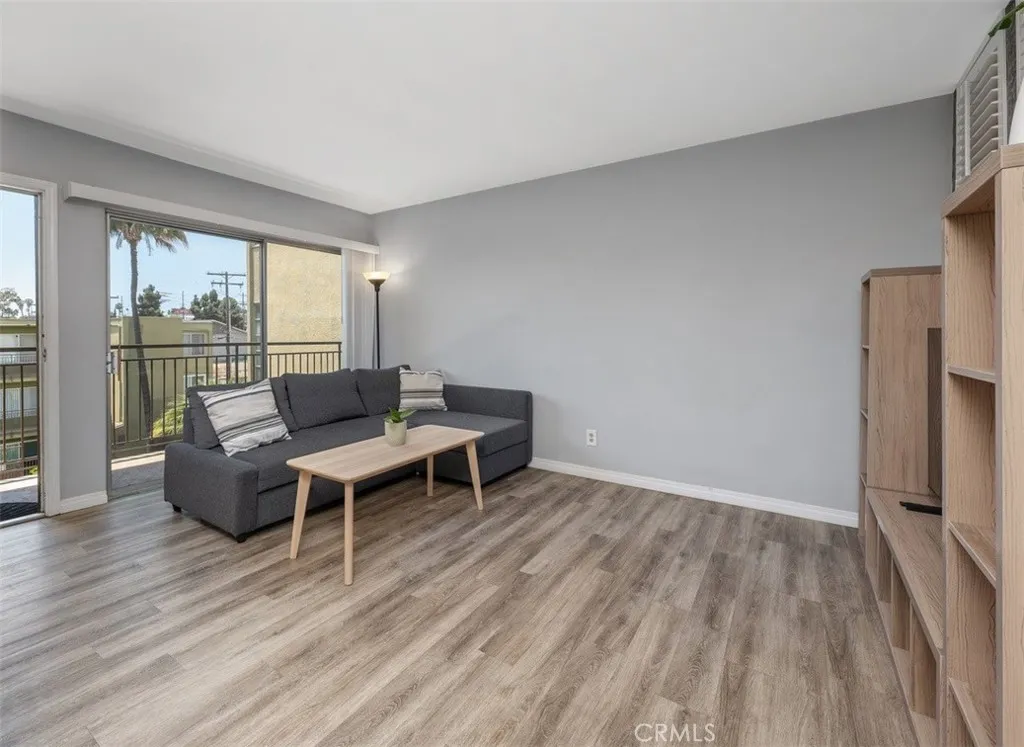 https://cdn.realtyfeed.com/cdn/127/306499788/7002e7261f7fcc74b8c1e46e4e70fbb3.webp