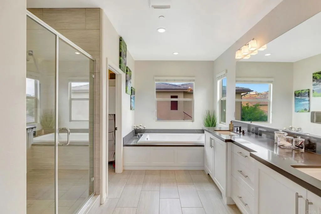https://cdn.realtyfeed.com/cdn/127/306499874/a999ab30943e100fac9e6120871fbc6a.webp