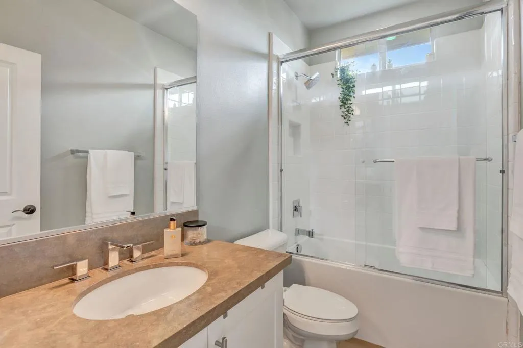 https://cdn.realtyfeed.com/cdn/127/306499874/e2315df4c43d7d68b18a37051c6cf73d.webp