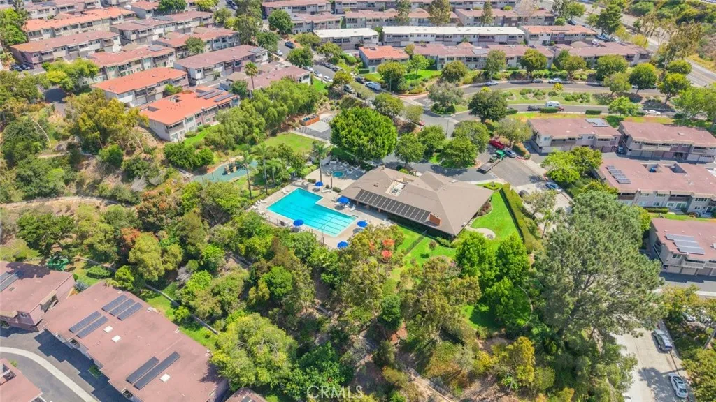 Photo #24: SW25165407 Listing: Photo #24