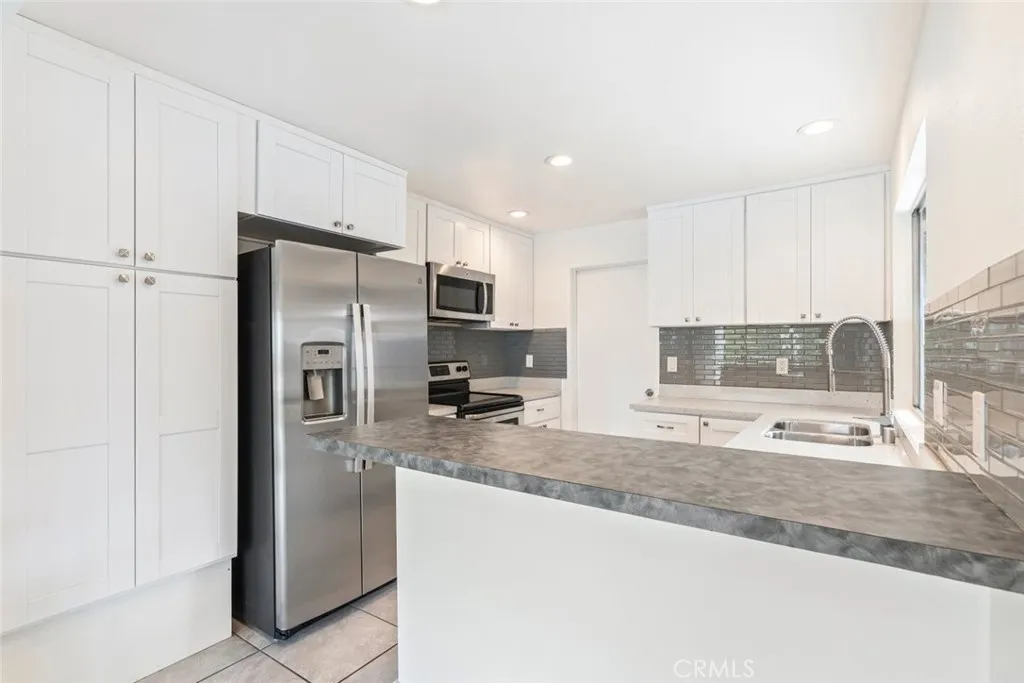 Photo #7: SW25165407 Listing: Photo #7