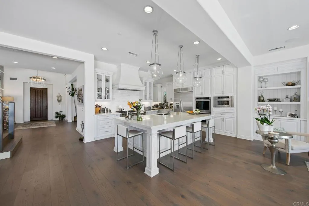 Photo #6: NDP2507235 Listing 