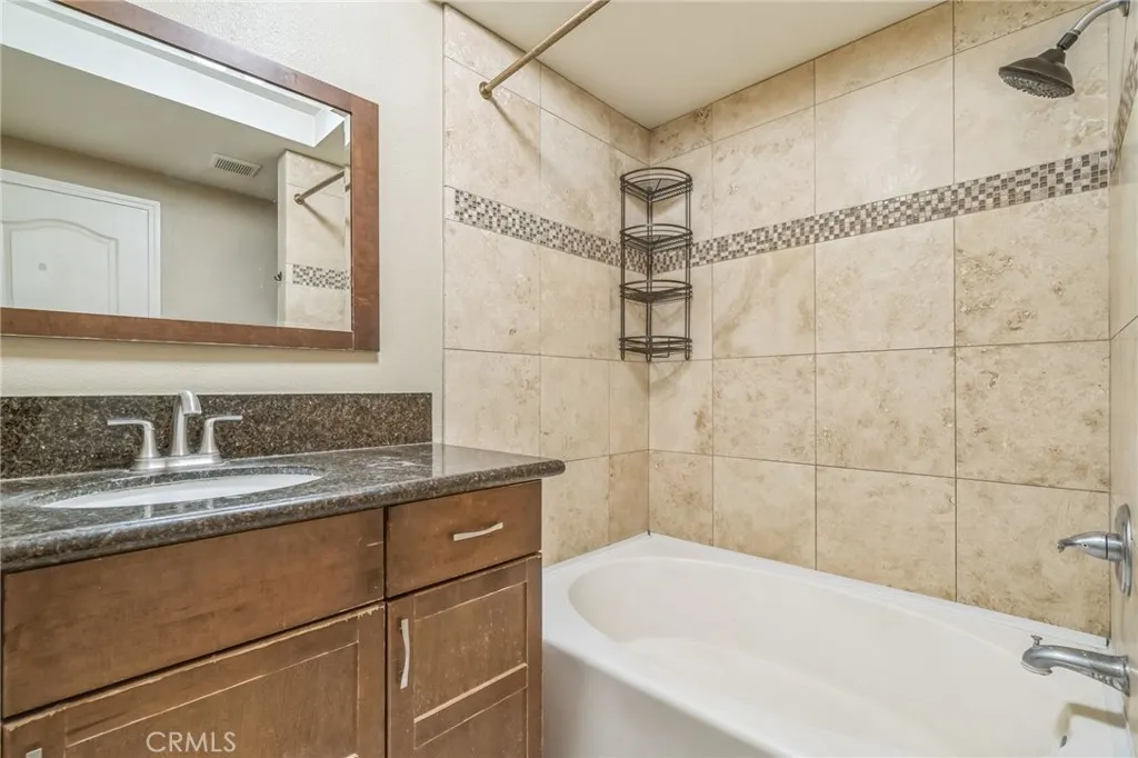 Photo #10: CV25164872 Listing: Photo #10