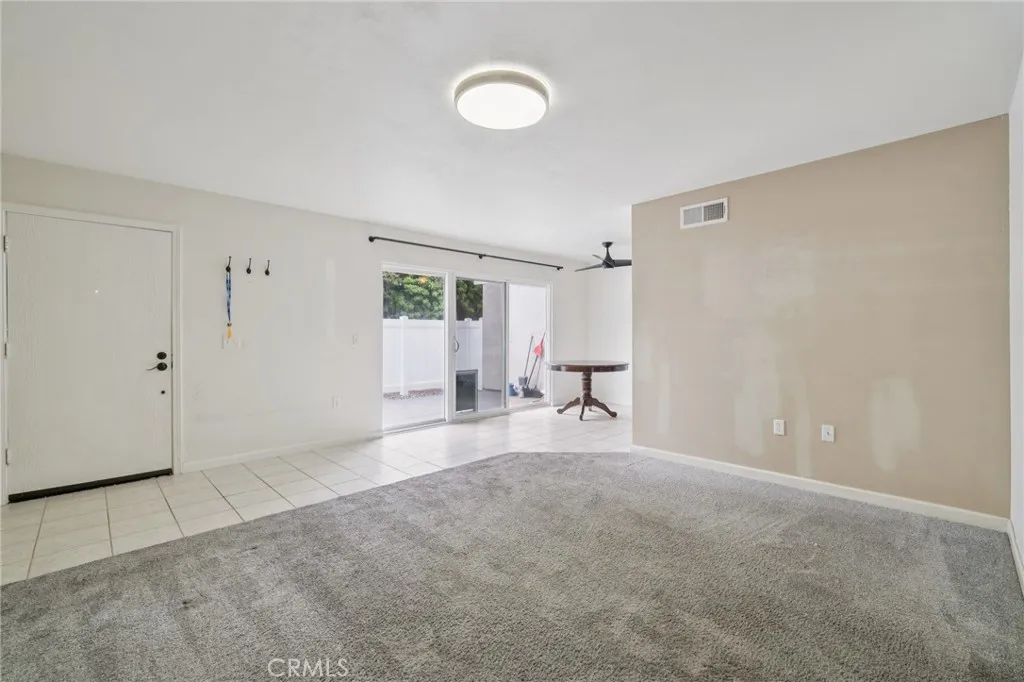 Photo #5: CV25164872 Listing 