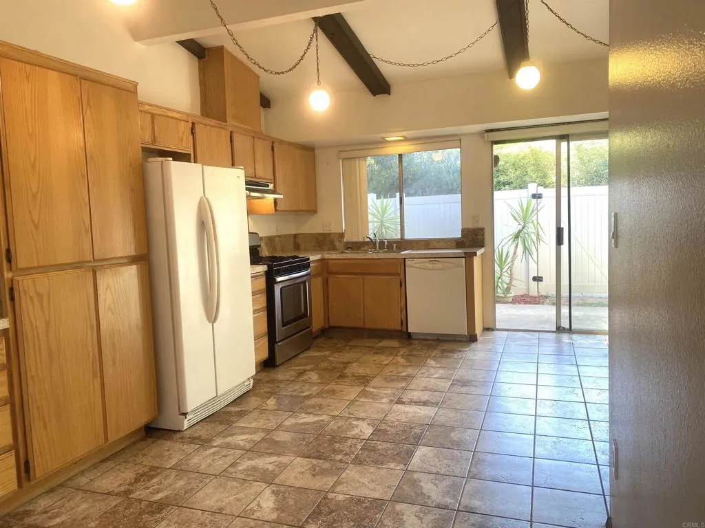 Photo #4: PTP2505570 Listing 