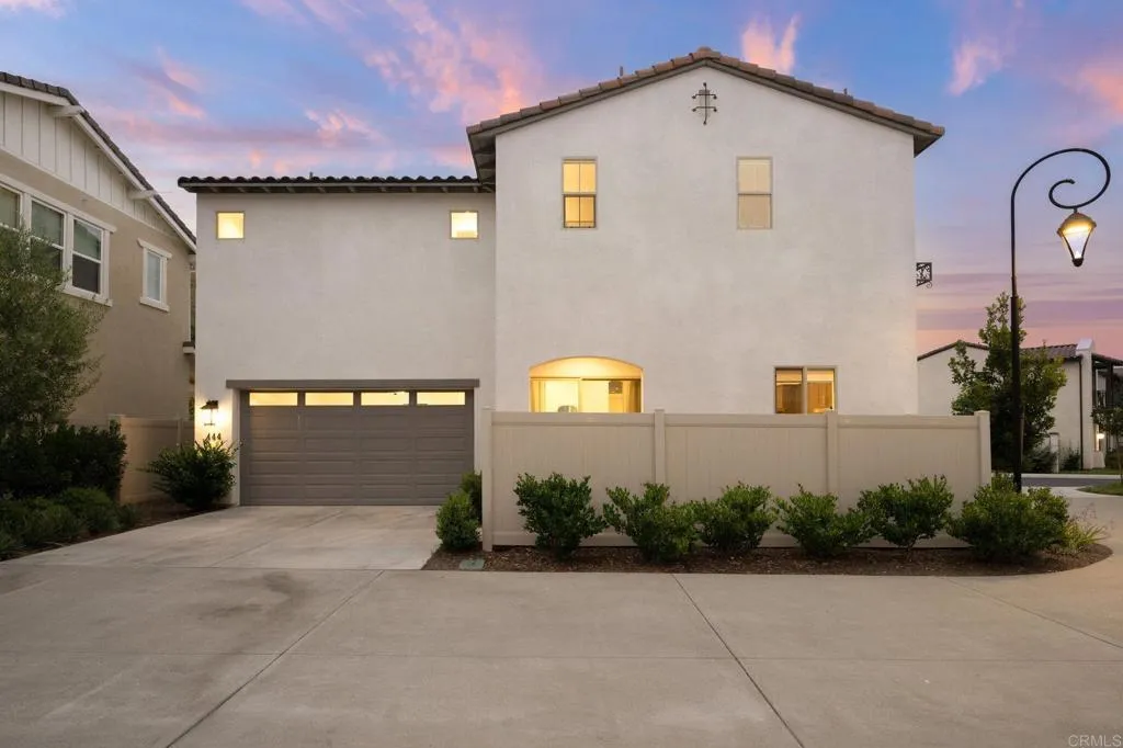 https://cdn.realtyfeed.com/cdn/127/306499953/c6861d2c4b5d9eb3d7932ff8510f4d98.webp