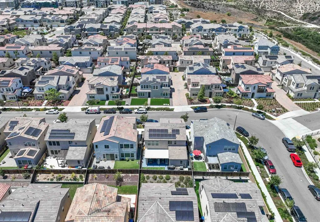 https://cdn.realtyfeed.com/cdn/127/306499961/06c65d6e6c3507286c31e00d96c6dd5e.webp