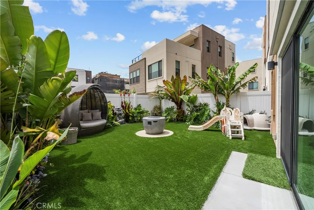 1068 Canal Street