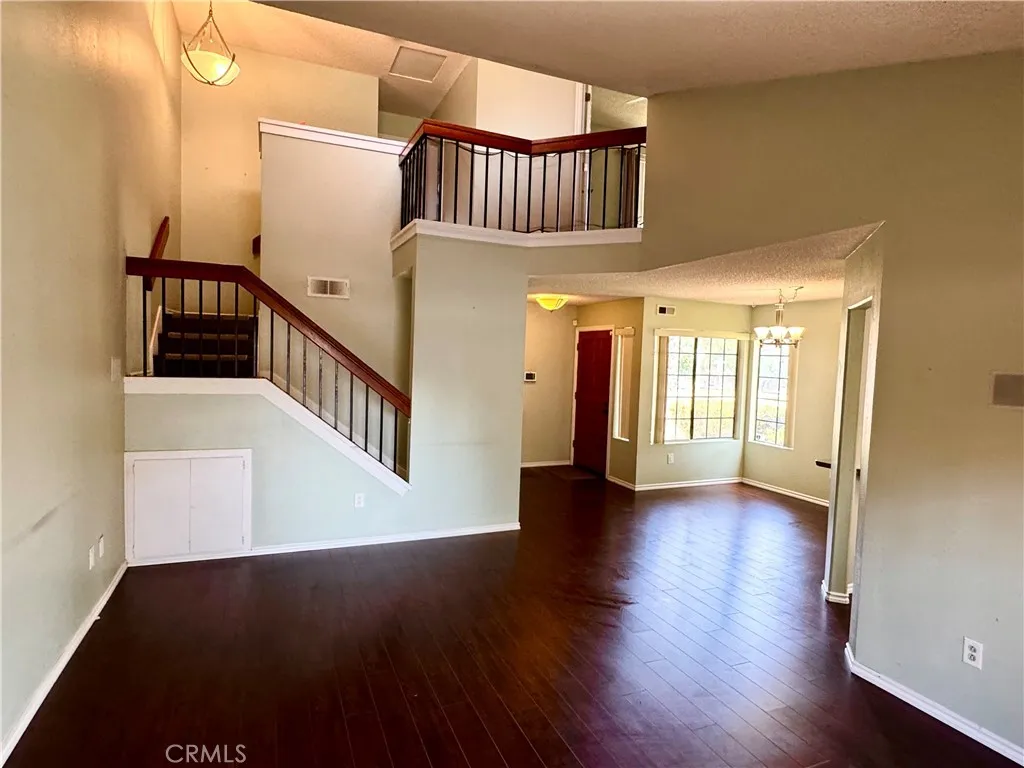 https://cdn.realtyfeed.com/cdn/127/306499977/02a853d6572f30c98ab7f23949801a89.webp