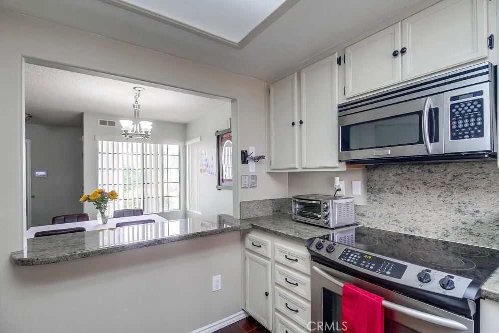 Photo #15: OC25165582 Listing: Photo #15
