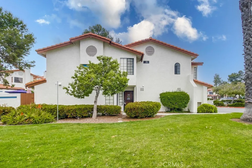 Photo #4: OC25165582 Listing 
