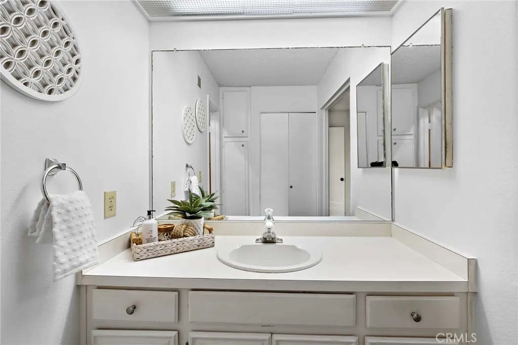 Photo #21: OC25165477 Listing: Photo #21