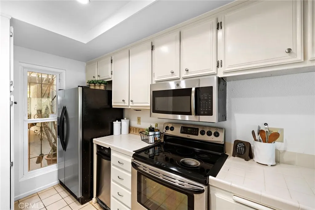 Photo #11: OC25165477 Listing: Photo #11