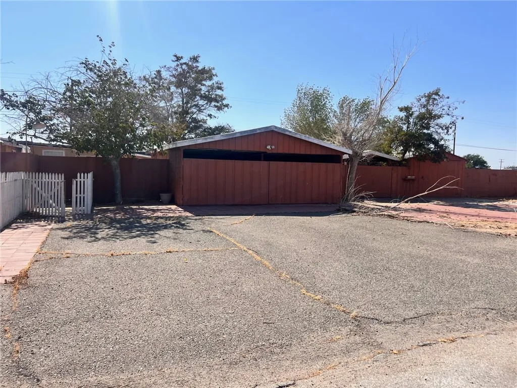 13227 Flint Street, North Edwards, CA 93523 - Photo 5 of 75, North Edwards, CA