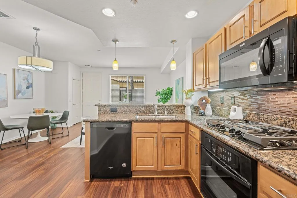 Photo #9: PTP2505573 Listing: Photo #9