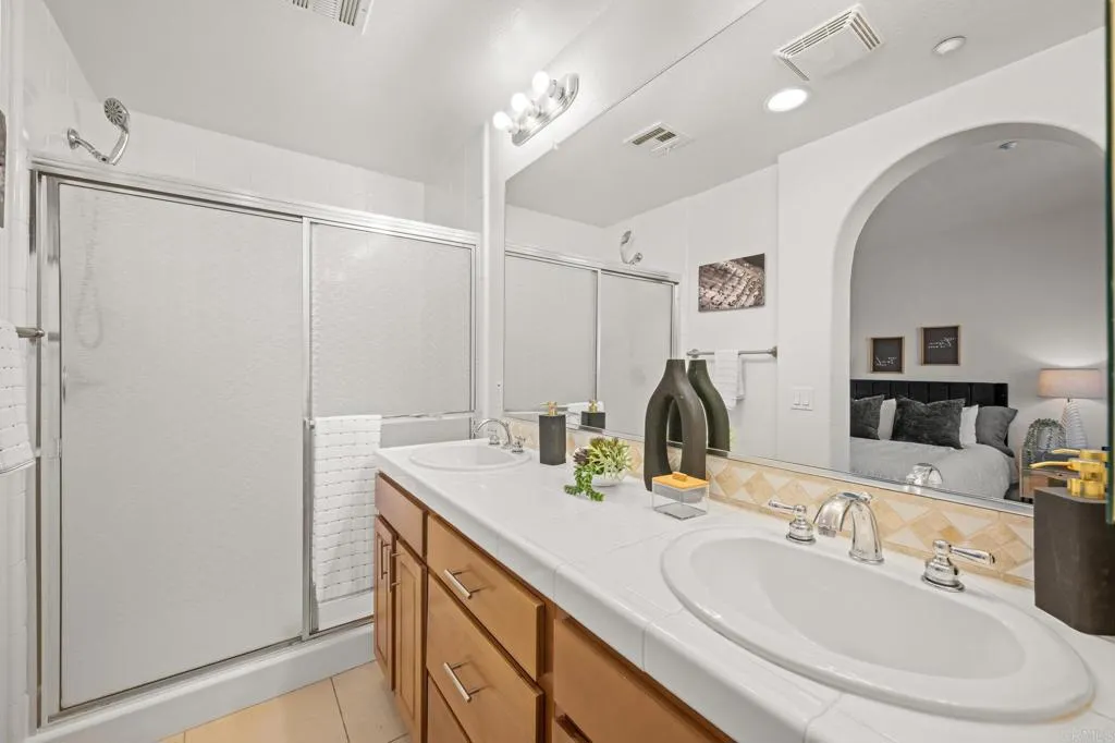 Photo #21: PTP2505573 Listing: Photo #21