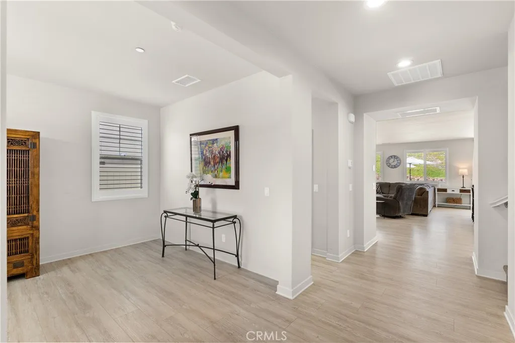 https://cdn.realtyfeed.com/cdn/127/306500147/282be52a812e4202115e29dd8c6623e9.webp