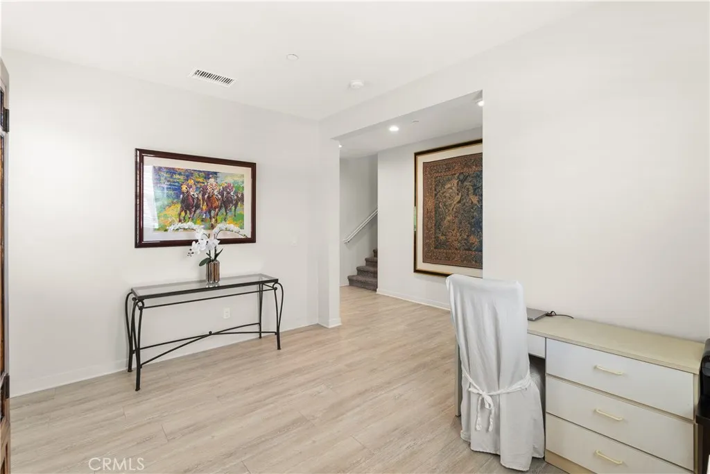 https://cdn.realtyfeed.com/cdn/127/306500147/353acb3973fd4ecf14520945f589e9af.webp