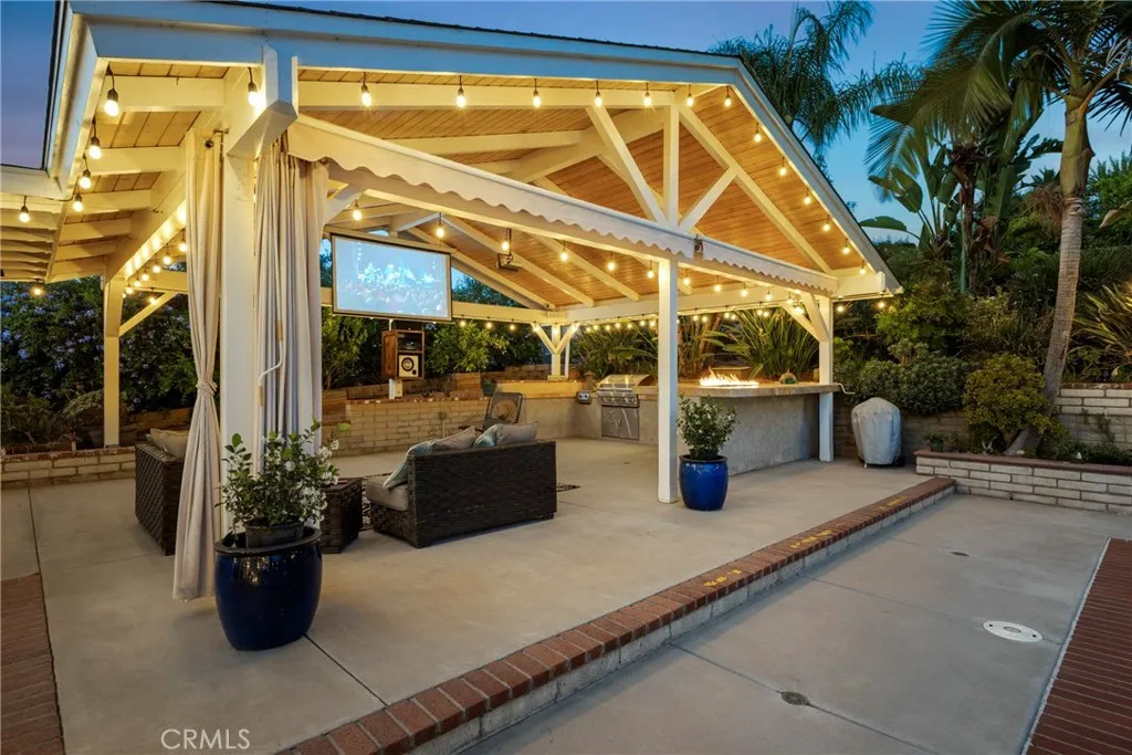 https://cdn.realtyfeed.com/cdn/127/306500211/4e306eb852c02b9202c3fb57db77879e.webp