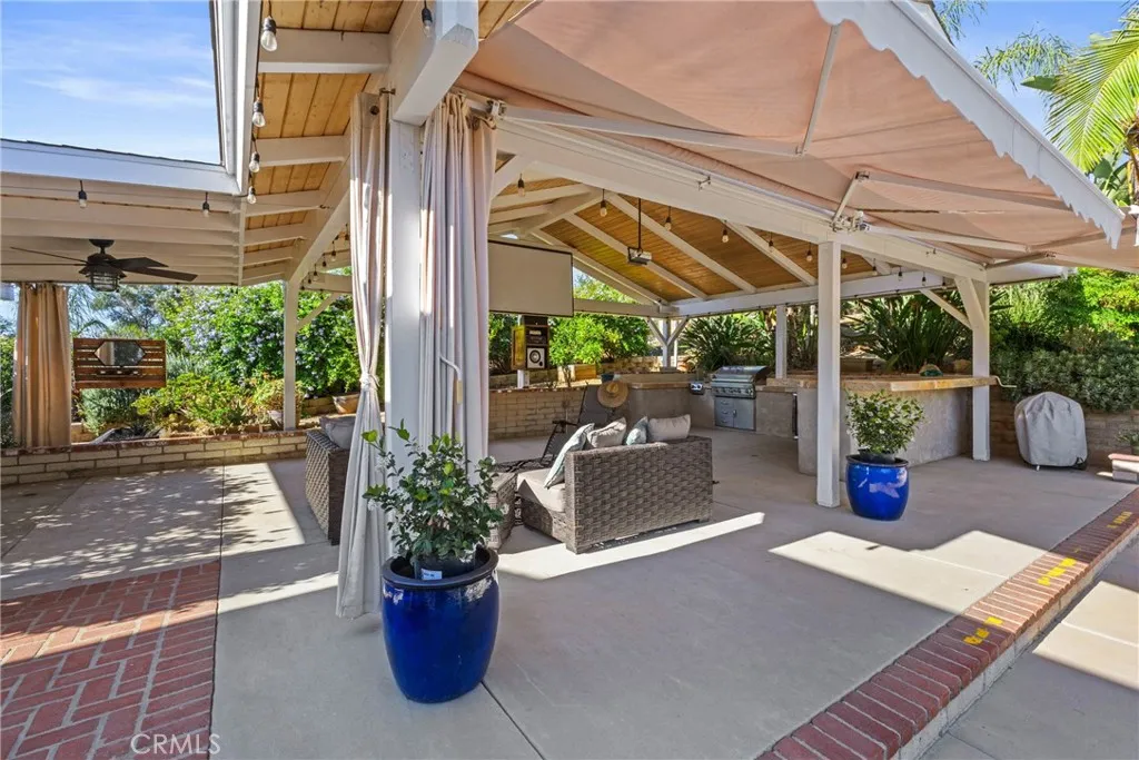 https://cdn.realtyfeed.com/cdn/127/306500211/95552c541dc7f4dc03513562ed27f0f6.webp