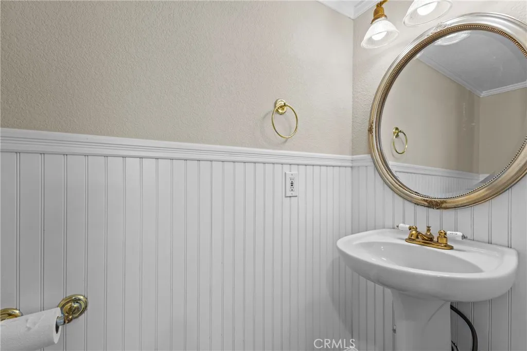 https://cdn.realtyfeed.com/cdn/127/306500211/f343022c5d9ddb43b17d711a4408ebff.webp