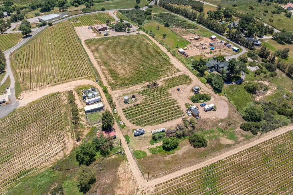https://cdn.realtyfeed.com/cdn/127/306500350/85de05980212ec5e00c16f6d0ac48c34.webp