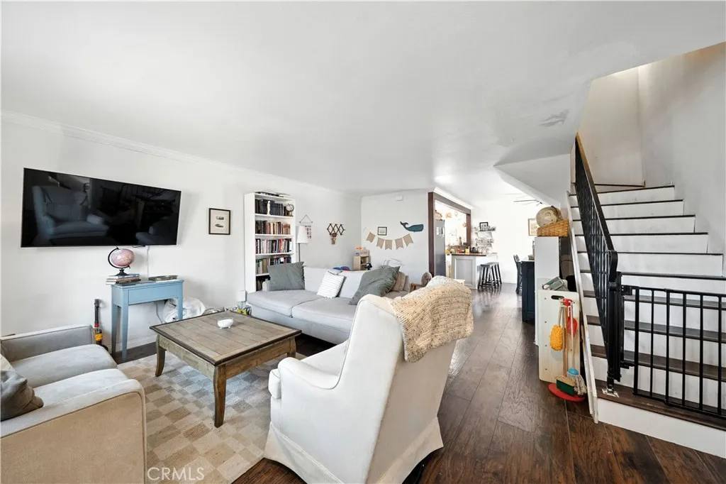 Photo #3: IV25165932 Listing 