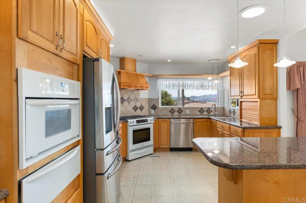 https://cdn.realtyfeed.com/cdn/127/306500434/5c4ece3b32c87c55a1a28fb3d59e60af.webp
