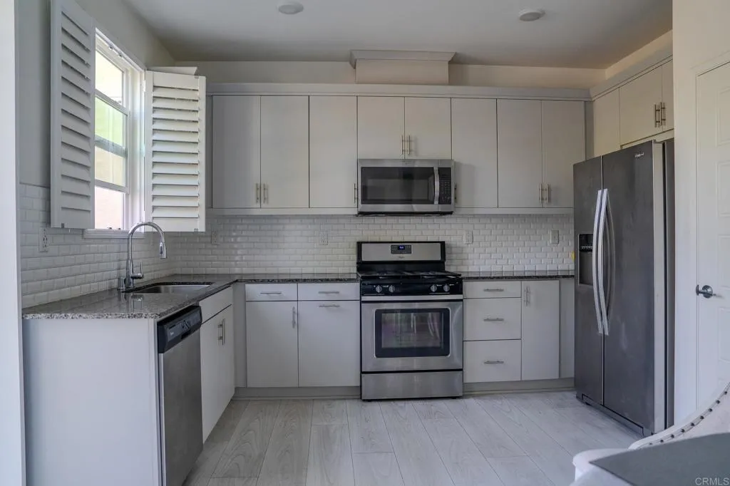 Photo #11: PTP2505584 Listing: Photo #11