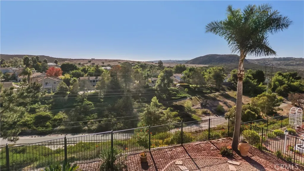 https://cdn.realtyfeed.com/cdn/127/306500496/bb9edc24495febb05dbe9c381685da93.webp