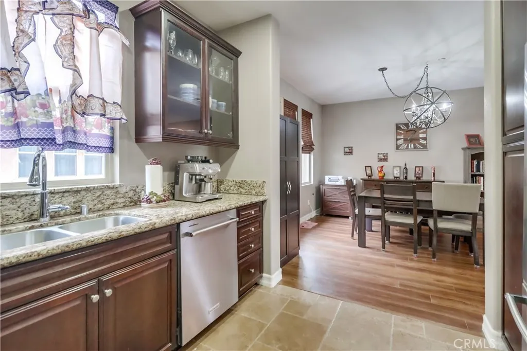 https://cdn.realtyfeed.com/cdn/127/306500515/0f43c9b7cf5f0f235ab2d5b1ab3b0853.webp