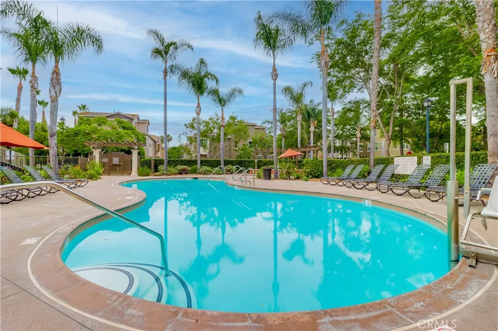 https://cdn.realtyfeed.com/cdn/127/306500515/6c7cf906d32881fa0ddbf19c51b5e1e2.webp