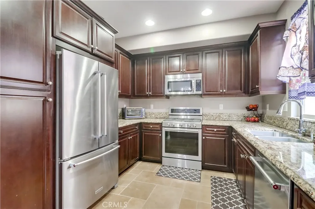 https://cdn.realtyfeed.com/cdn/127/306500515/cfa94cac0fd1e2fe99c81a8f891b3a5c.webp