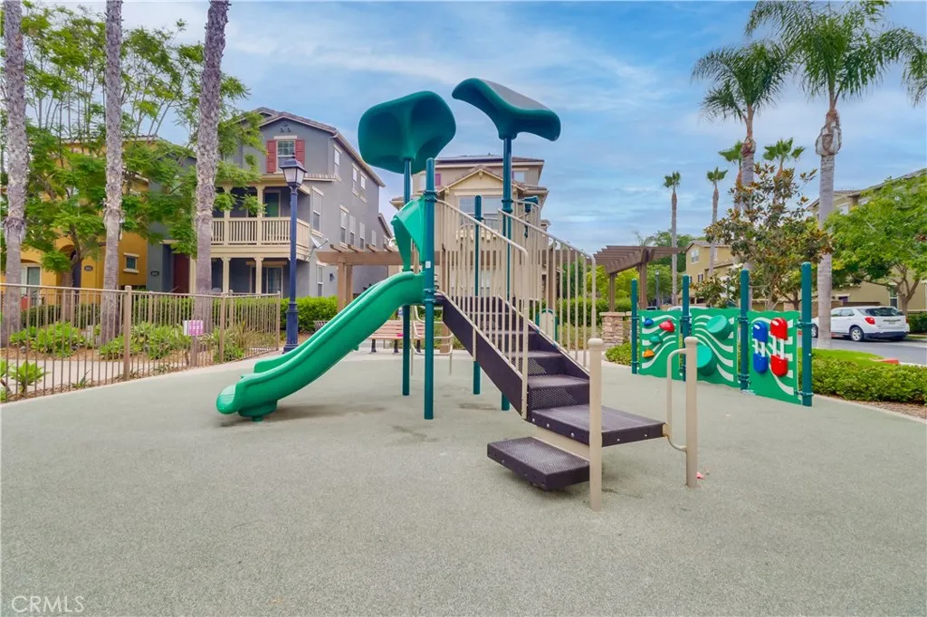 https://cdn.realtyfeed.com/cdn/127/306500515/f7029697a1e835a9aac497cdcdb99b1e.webp
