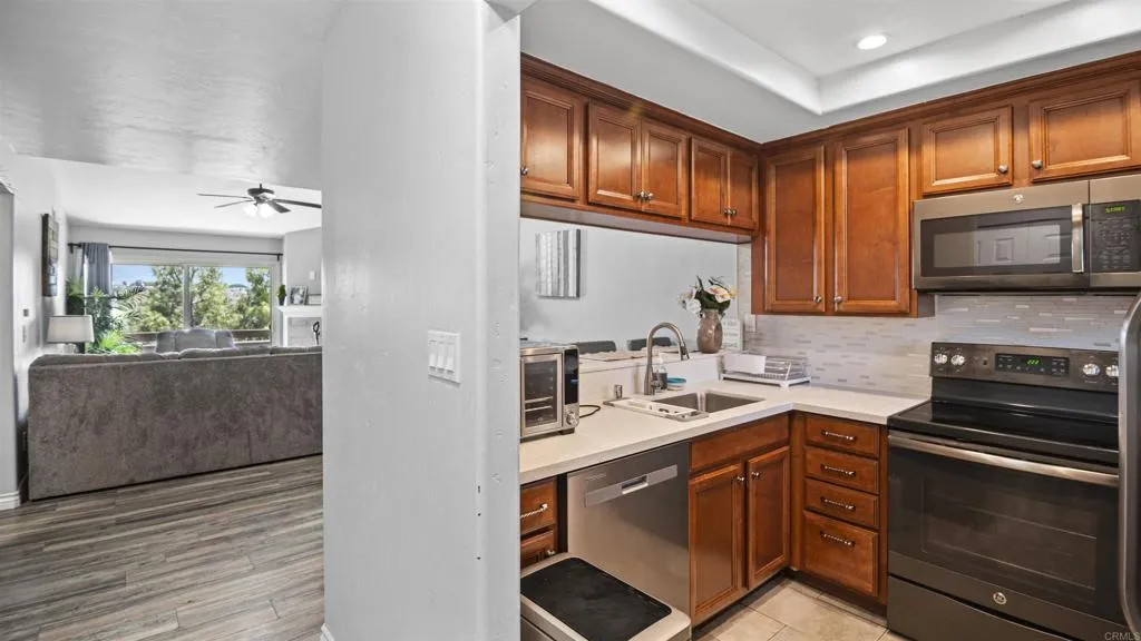 Photo #16: NDP2507260 Listing: Photo #16