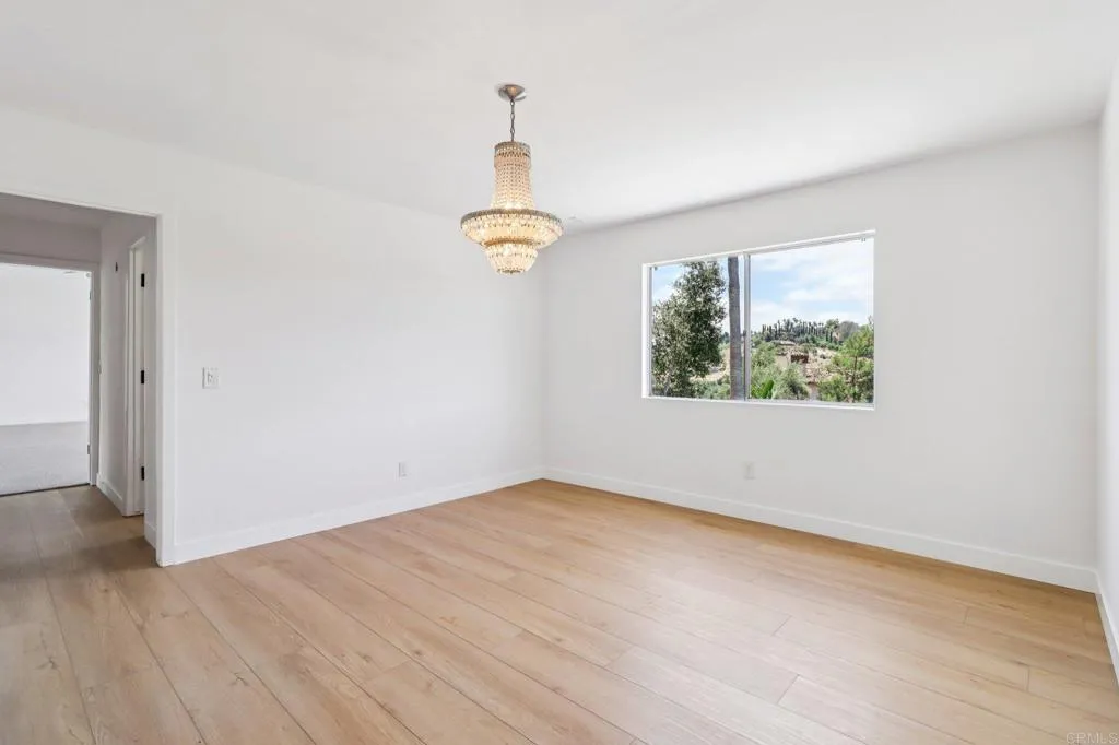 https://cdn.realtyfeed.com/cdn/127/306500771/6c792154768304ecad36b666a7717d97.webp