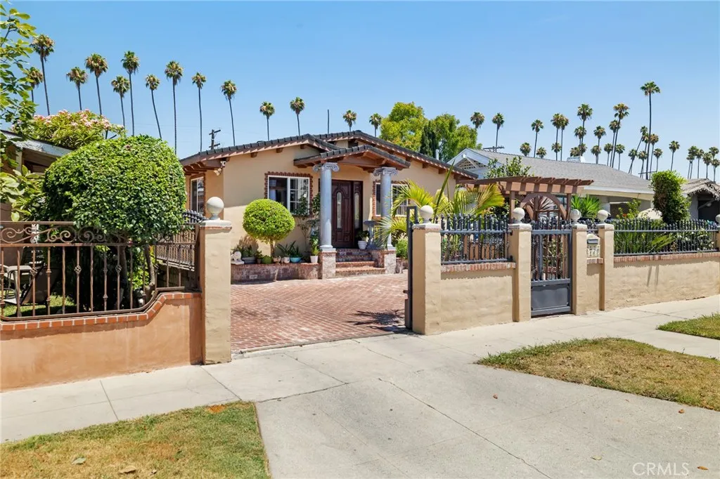 1729 W 51st Place, Los Angeles, CA 90062 - Photo 2 of 47, Los Angeles, CA