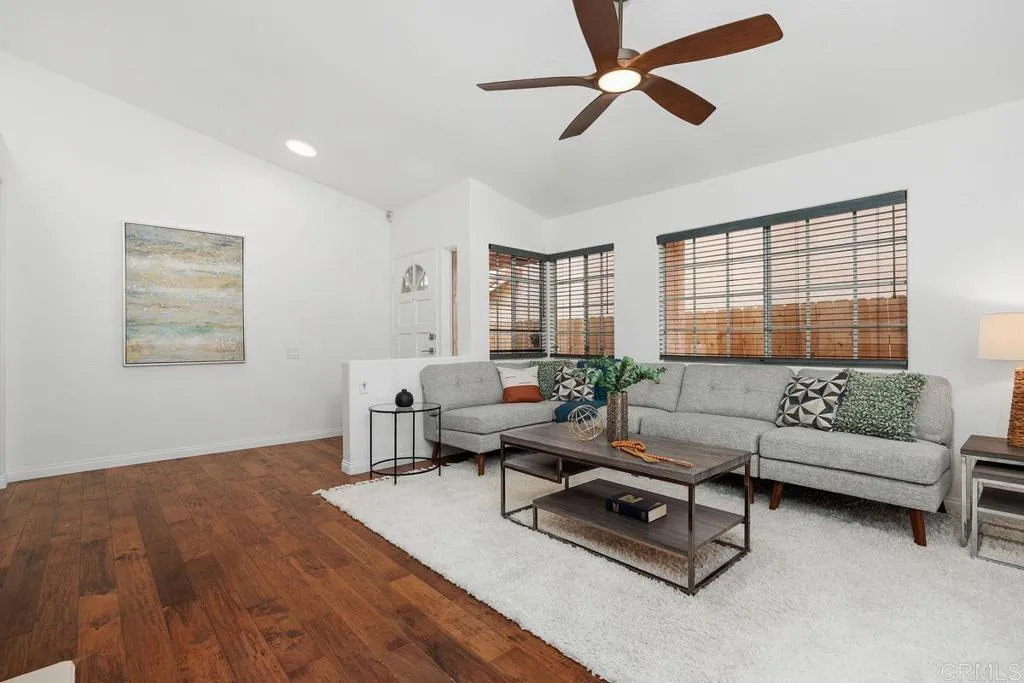 https://cdn.realtyfeed.com/cdn/127/306500856/77fe70edca70e7aeba1511c17cb52a3b.webp